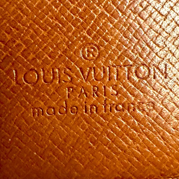 Authentic Louis Vuitton Monogram Wallet - Picture 4 of 16